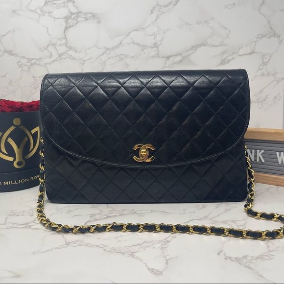 CHANEL Handbags - CHANEL CC vintage quilted half moon classic flap jumbo single chain bag